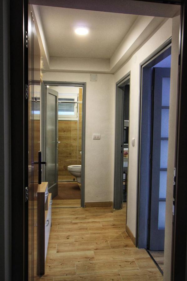 Apartman Srdjan 巴尼西卢卡 外观 照片