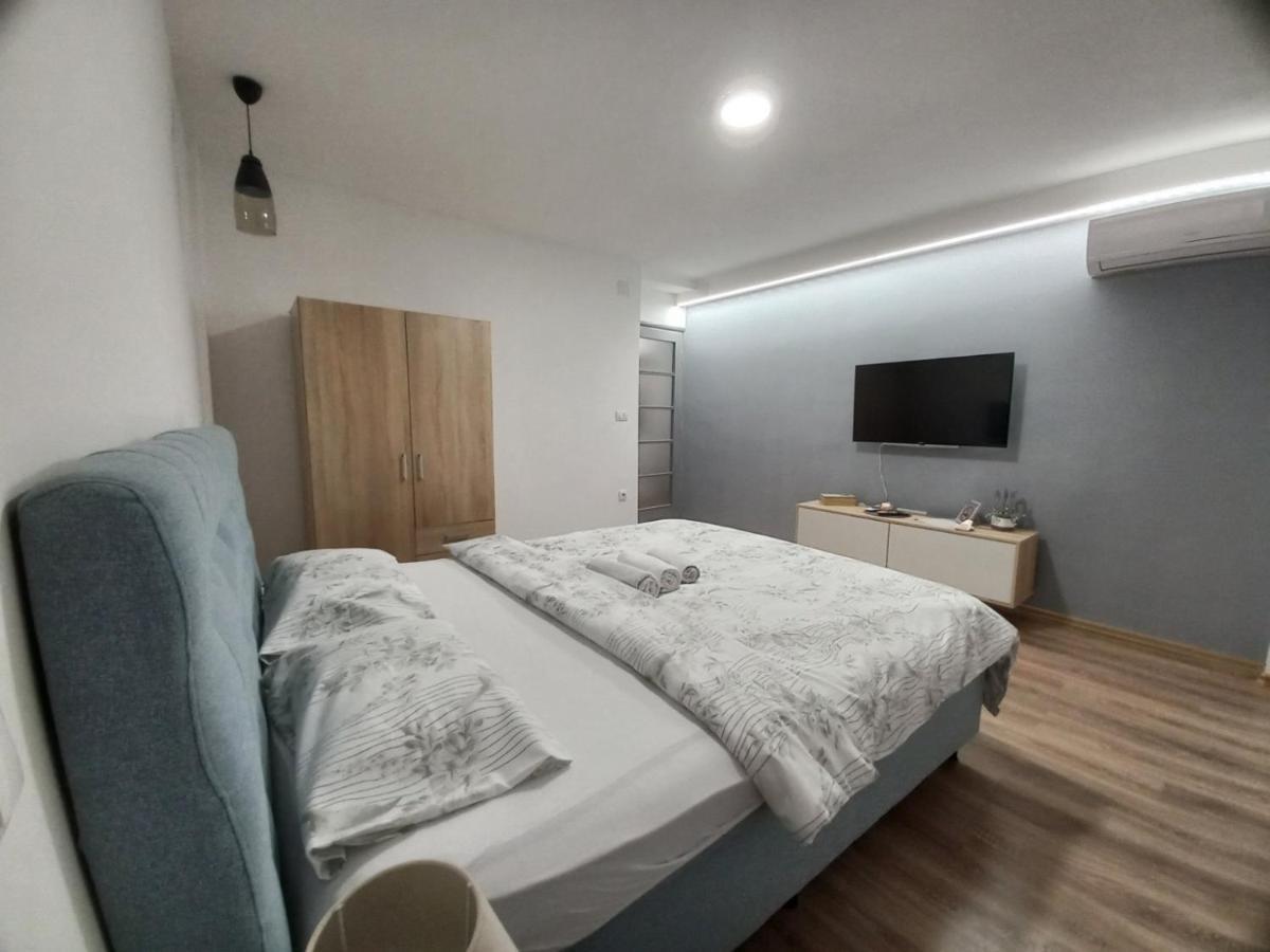 Apartman Srdjan 巴尼西卢卡 外观 照片
